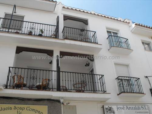 Apartamentos El Barrio 1