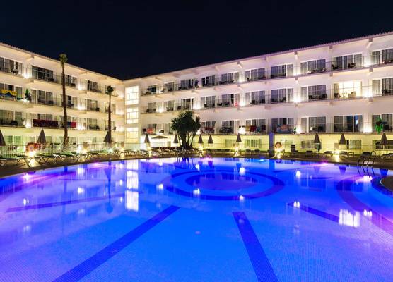 Globales Playa Estepona 1
