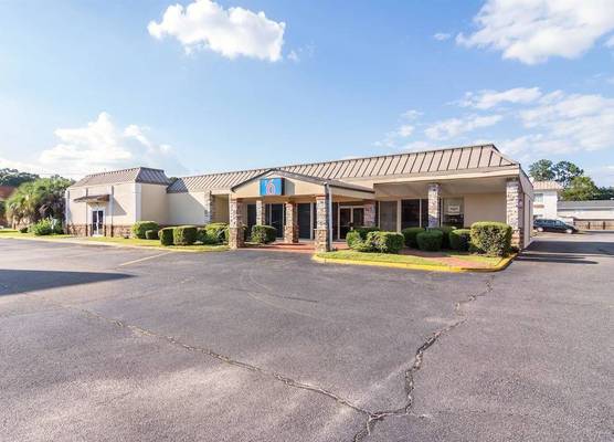 Motel 6 Warner Robins, GA 1