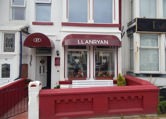 Llanryan Guest House 1