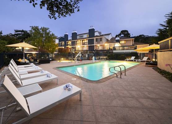 Mariposa Inn and Suites 1