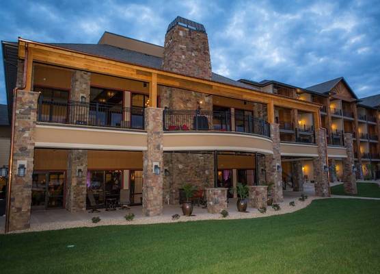 The Lodge at Old Kinderhook Golf Resort 1