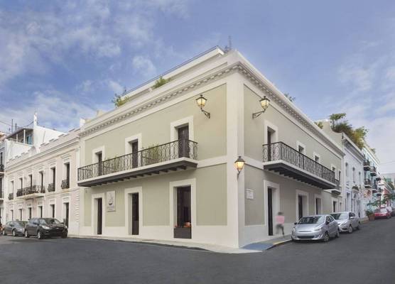 Decanter Hotel 1