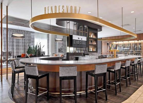 Courtyard by Marriott Calgary South 1