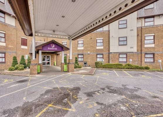 Premier Inn London Gatwick Airport A23 1