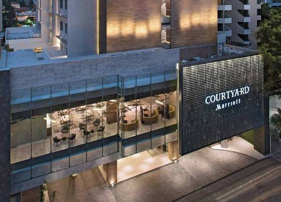 Courtyard by Marriott Guatemala City 1