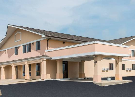 Knights Inn Wentzville MO 1