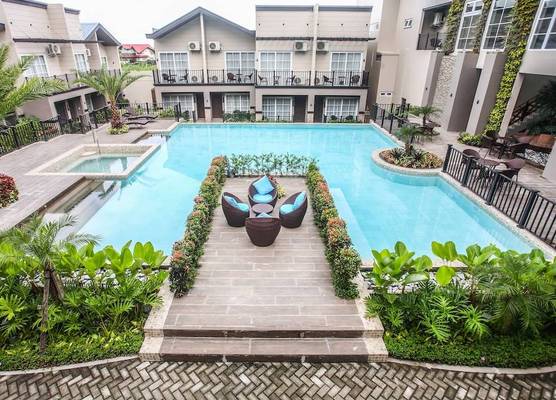 Royale Parc Hotel Tagaytay 1