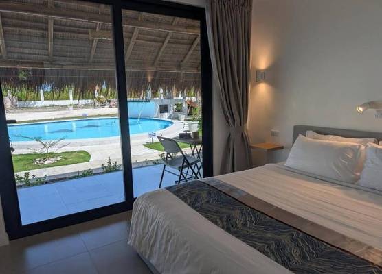 Banana Beach Club 1