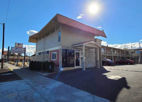 Holiday Lodge Yakima 1