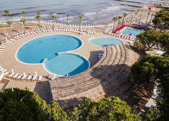 Prestige Resort 1