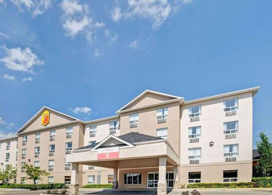 Super 8 by Wyndham Barrie South 1