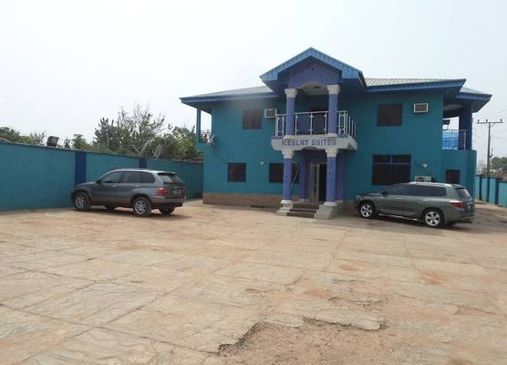 Keblat Hotel Suites 1