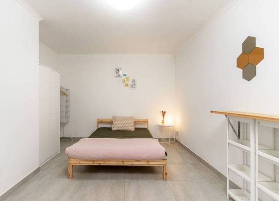 Caparica Poshtel 1
