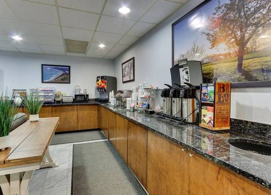 Parkshore Resort 1