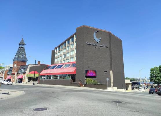 Confederation Place Hotel 1