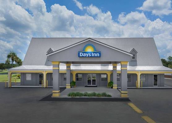 Days Inn by Wyndham Lake City I-75 1