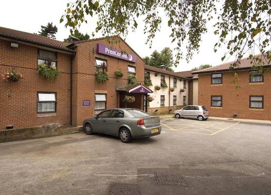 Premier Inn Nottingham South 1