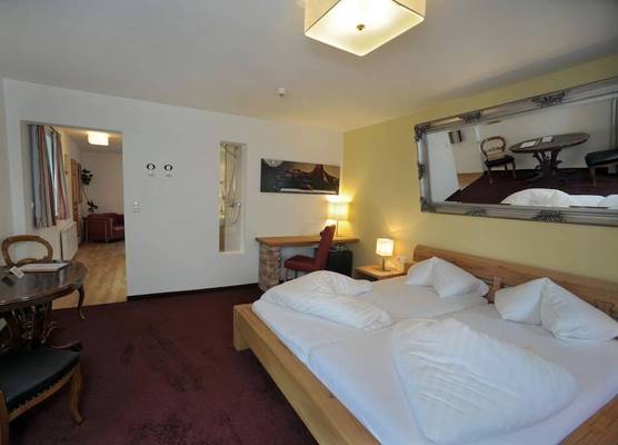 Hotel Goldener Löwe 1