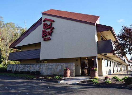 Red Roof Inn St Clairsville - Wheeling West 1