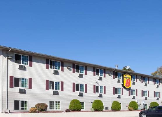 Super 8 by Wyndham Johnstown/Gloversville 1
