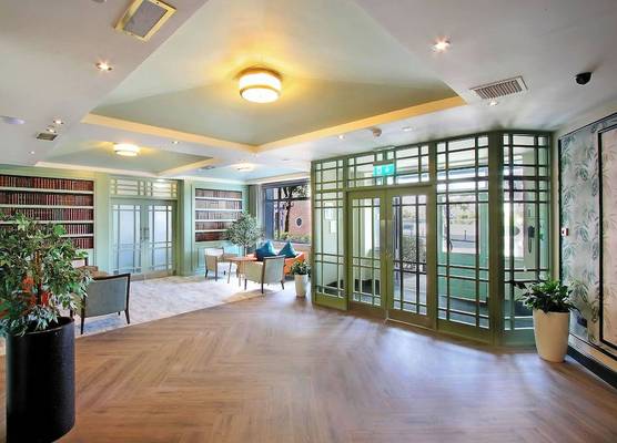 Waterford Marina Hotel 1
