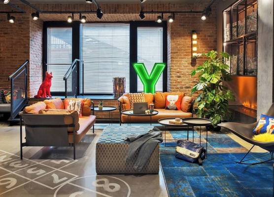 Moxy Warsaw Praga 1