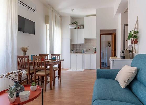 Ierone Apartment with Balcony by Wonderful Italy 1