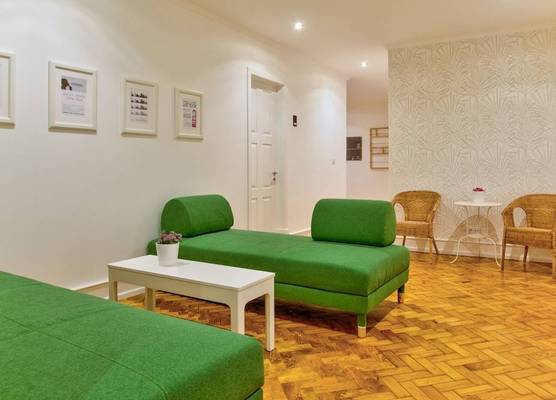 Home Out Rooms & Apartments 1