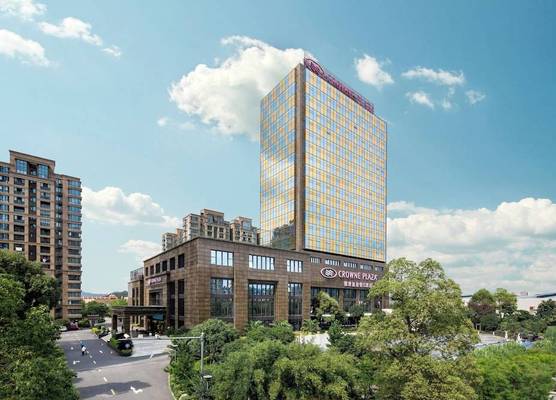 Crowne Plaza Deqing Moganshan by IHG 1
