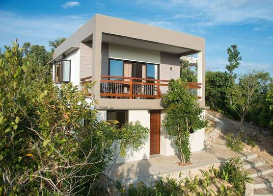 The Riverhouse 1