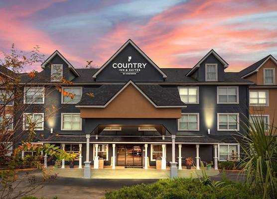 Country Inn & Suites by Radisson, Jacksonville - Orange Park 1