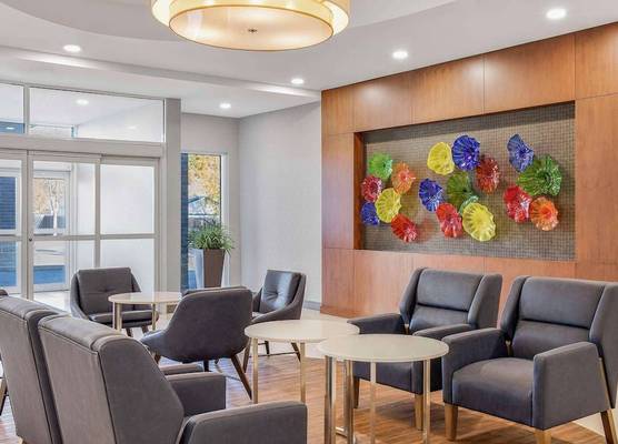 Homewood Suites by Hilton Winnipeg Airport-Polo Park, MB 1