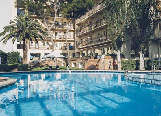 AYA Seahotel - Adults Only 1