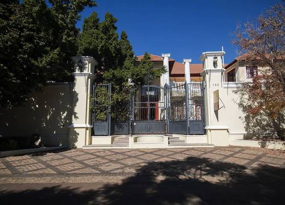 Cricklewood Manor 1
