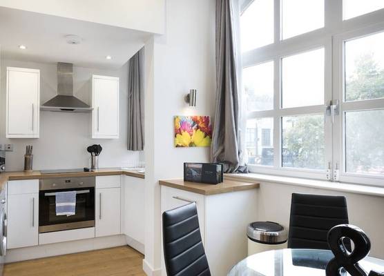 Barbican by Excel Apartments 1