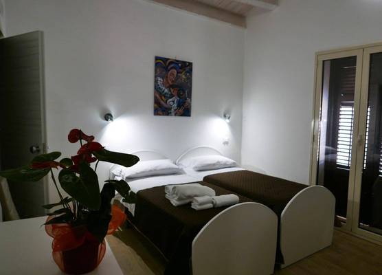Opera Boutique Rooms 1