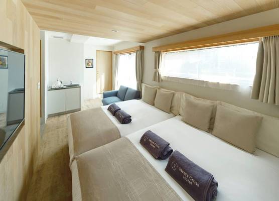 Sakura Cross Hotel Shinjuku East 1