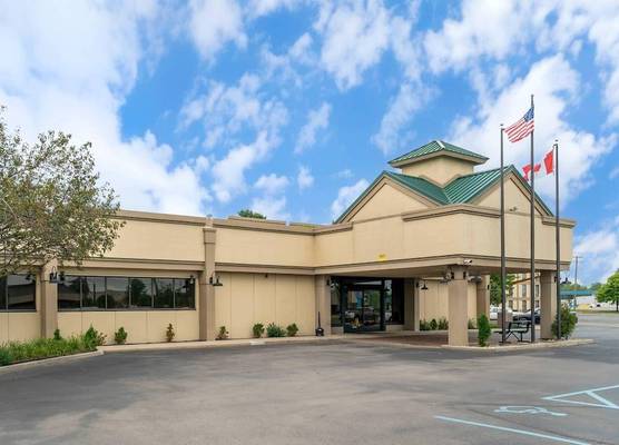 Quality Inn & Suites Monroe 1