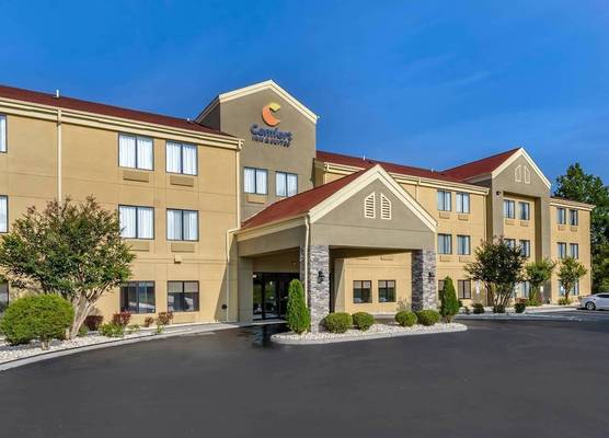 Comfort Inn & Suites Troutville-Roanoke North 1