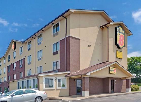 Super 8 by Wyndham Nashville/ Dntn/ Opryland Area 1