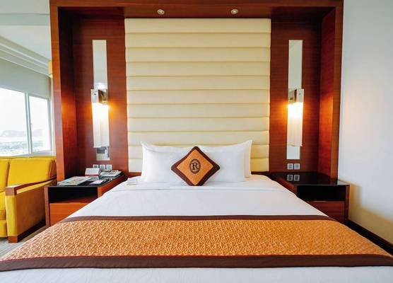 Royal Halong Hotel 1
