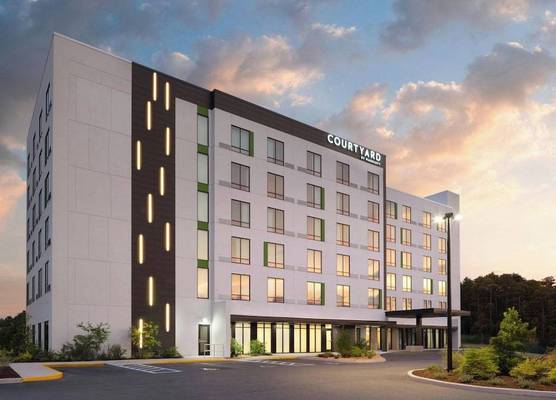 Courtyard by Marriott Lake City 1