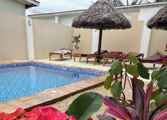 Peace And Color Limited Guest House 1