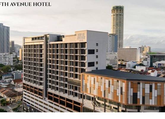 Fifth Avenue Hotel 1