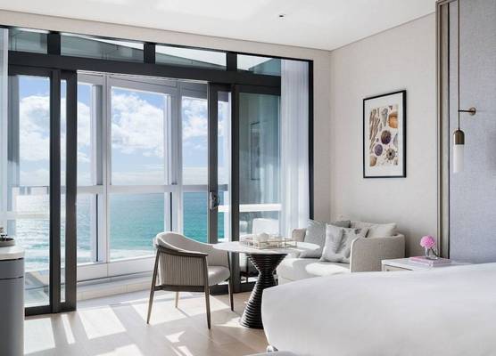 The Langham, Gold Coast and Jewel Residences 1