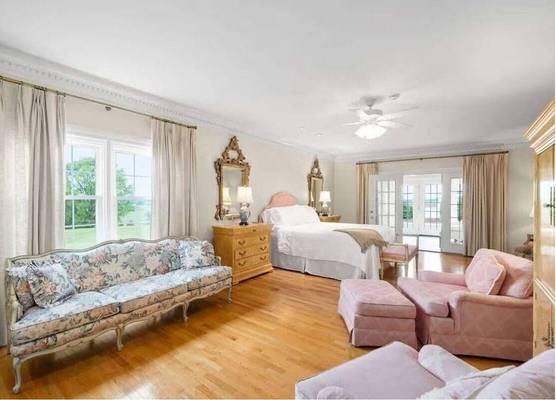 Oak Hill House 1