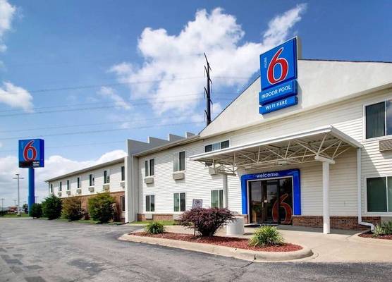 Motel 6-Altoona, IA - Des Moines East 1