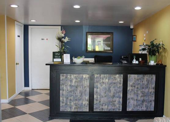 Claremont Motor Lodge 1