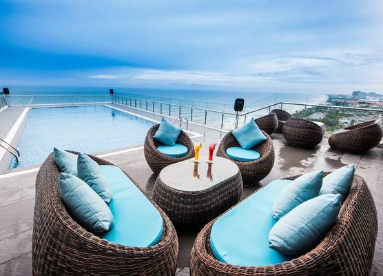 Yarra Ocean Suites Danang 1